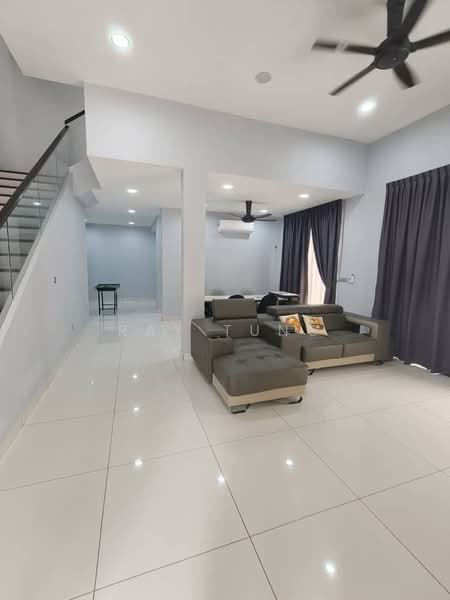 Cluster House for Sale in Horizon Hills (Iskandar Puteri (Nusajaya)) - Ray Tung - Living Room - PropertyGuru.com.my
