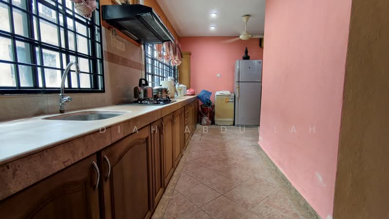 Rumah Teres 2 Tingkat untuk Dijual di Usj 11 (Subang Jaya) - Nadiah Abdullah - PropertyGuru.com.my