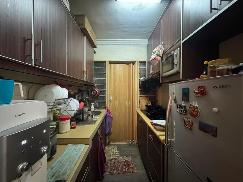 Pangsapuri untuk Dijual di Apartment Bayu - Yasmin Sulaiman - Kitchen - PropertyGuru.com.my