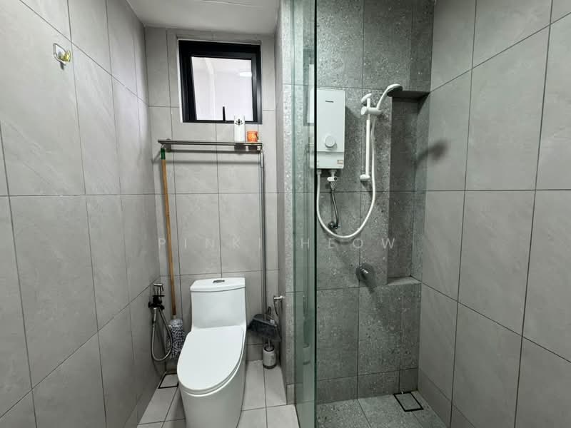 Servis Apartment untuk Disewa di Emerald 9 - Pinki Heow - Bathroom - PropertyGuru.com.my