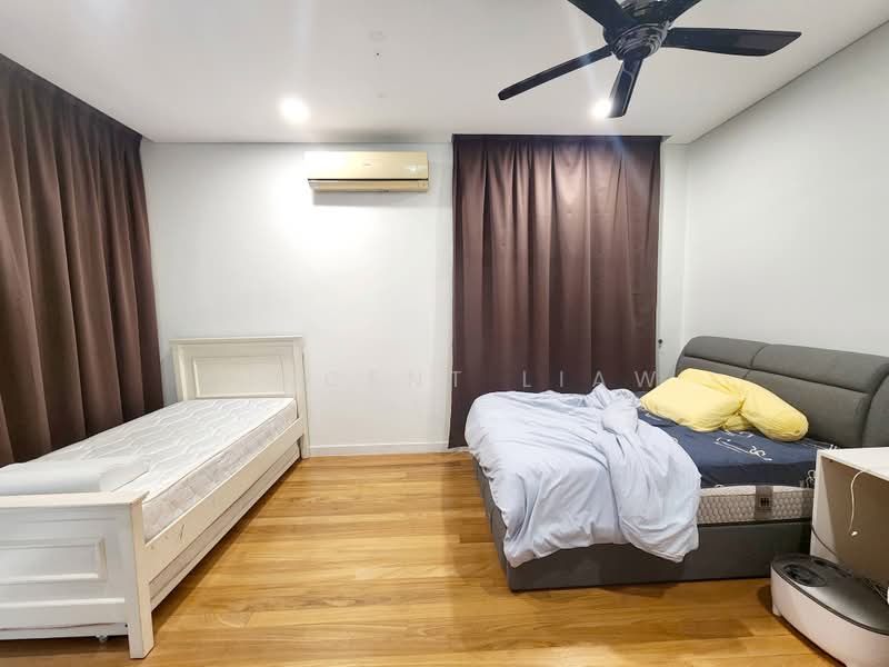 Bungalow for Sale in Sunway Damansara (Kota Damansara) - Vincent Liaw - Bedroom - PropertyGuru.com.my