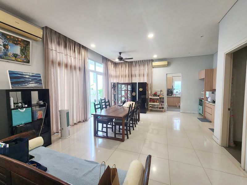 Bungalow for Sale in Sunway Damansara (Kota Damansara) - Vincent Liaw - Living Room - PropertyGuru.com.my