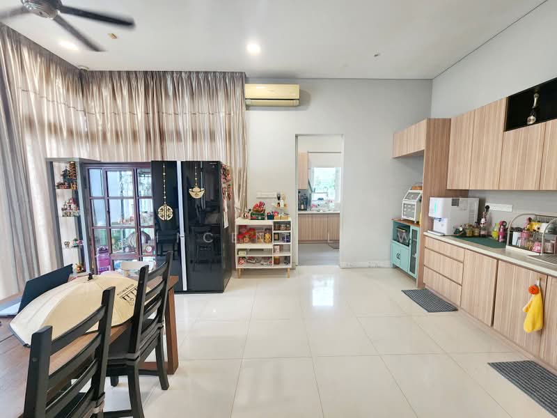 Bungalow for Sale in Sunway Damansara (Kota Damansara) - Vincent Liaw - Kitchen - PropertyGuru.com.my