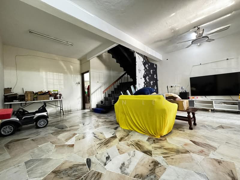 Rumah Teres 2 Tingkat untuk Dijual di BANDAR PUCHONG JAYA (Puchong) - Jayden Lee - Living Room - PropertyGuru.com.my