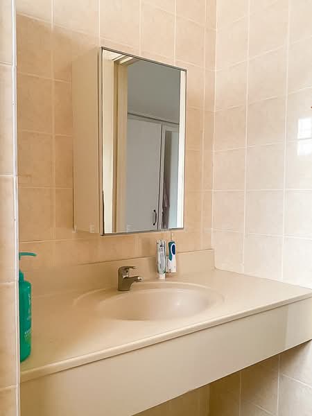 Rumah Teres 2-Tingkat untuk Dijual di Seri Utama Damansara (Kota Damansara) - Jeff Wong - Bathroom - PropertyGuru.com.my