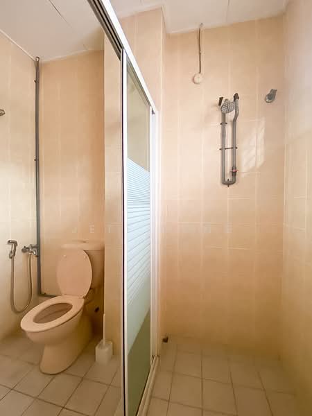 Rumah Teres 2-Tingkat untuk Dijual di Seri Utama Damansara (Kota Damansara) - Jeff Wong - Bathroom - PropertyGuru.com.my