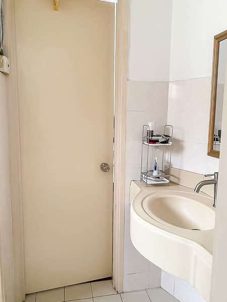 Rumah Teres 2-Tingkat untuk Dijual di Seri Utama Damansara (Kota Damansara) - Jeff Wong - Bathroom - PropertyGuru.com.my