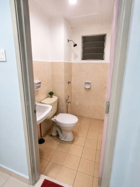 Apartment for Sale at Mandy Court - Jessica Lim - Bathroom - PropertyGuru.com.my