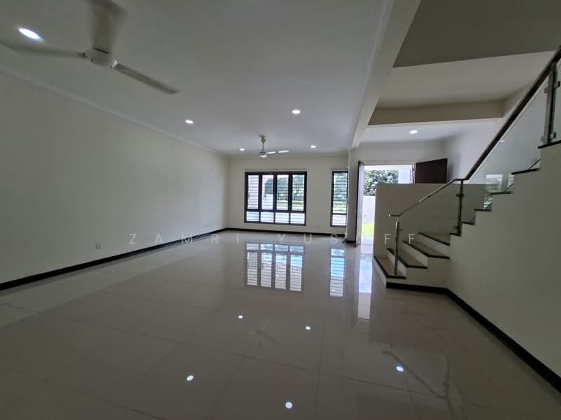 Rumah Teres 2 Tingkat untuk Dijual di Alam Nusantara (Setia Alam) - Zamri Yusoff - PropertyGuru.com.my