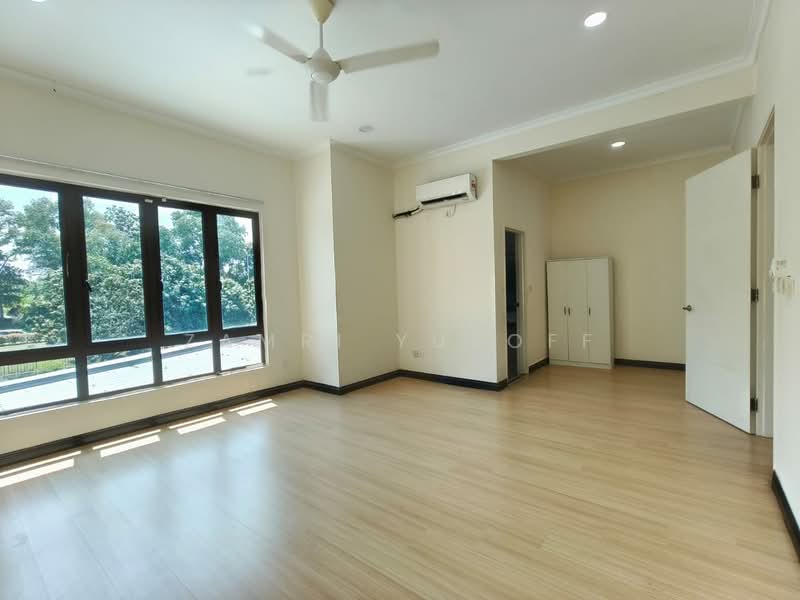Rumah Teres 2 Tingkat untuk Dijual di Alam Nusantara (Setia Alam) - Zamri Yusoff - Living Room - PropertyGuru.com.my
