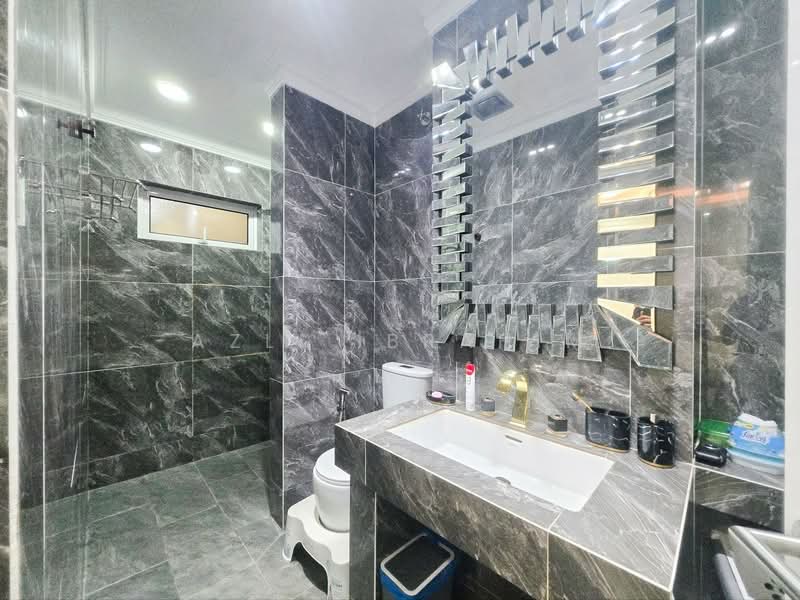 2-storey Terraced House for Sale in Taman Setiawangsa (Setiawangsa) - Azli Ibrahim - Bathroom - PropertyGuru.com.my