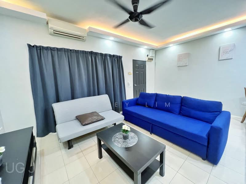 2-storey Terraced House for Sale in Setia Alam (Selangor) - Cassey Lim - Living Room - PropertyGuru.com.my