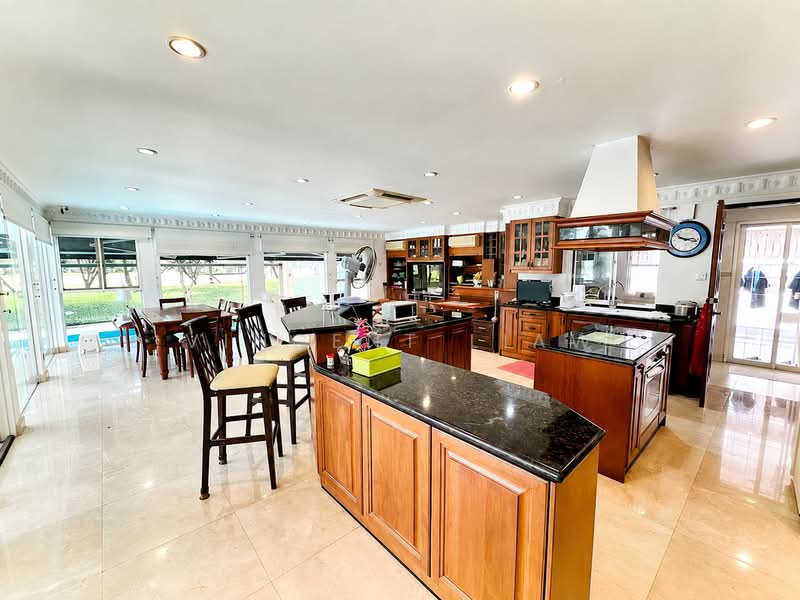 Bungalow for Sale in Tropicana (Selangor) - Vincent Liaw - Kitchen - PropertyGuru.com.my