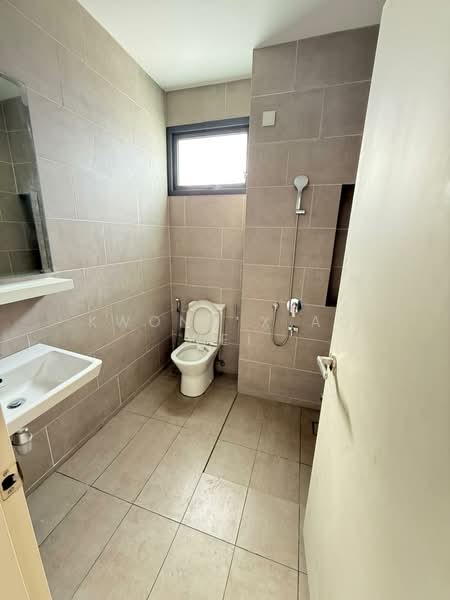 Terraced House for Sale in Shah Alam (Selangor) - Kwong Xiao Wei - Bathroom - PropertyGuru.com.my