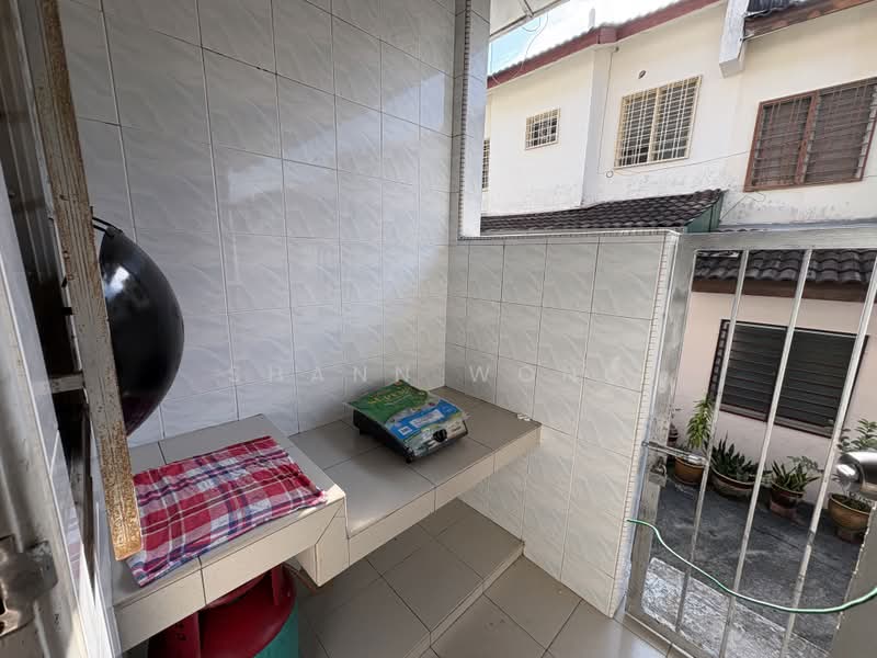 Rumah Teres 2 Tingkat untuk Dijual di Bandar Baru Sungai Long (Kajang) - Shann Wong - Exterior - PropertyGuru.com.my