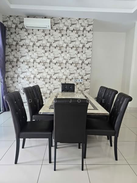 Rumah Berkembar untuk Disewa di Seremban (Negeri Sembilan) - Ding Jodie - Dining Room - PropertyGuru.com.my