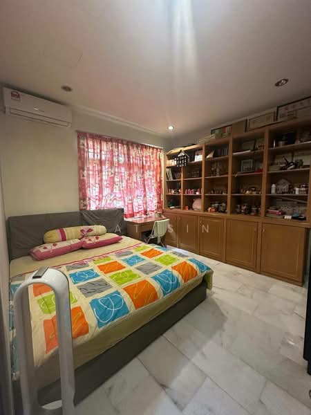 Bungalow for Sale in Masai (Johor) - Nat Sin - Bedroom - PropertyGuru.com.my