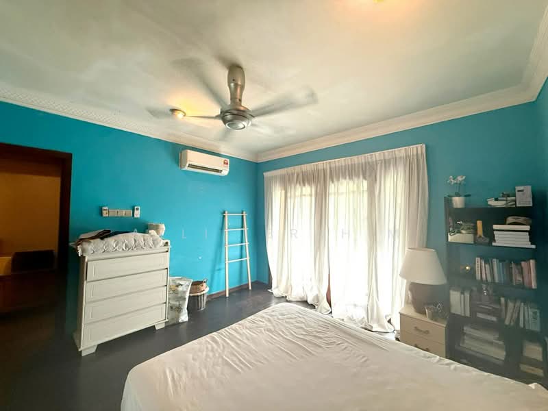 Rumah Banglo untuk Dijual di Seksyen 11 (Shah Alam) - Azli Ibrahim - Bedroom - PropertyGuru.com.my