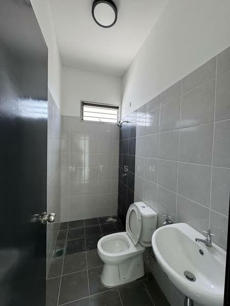 Rumah Teres 2 Tingkat untuk Dijual di Kelapa Sawit (Kulai) - Nat Sin - PropertyGuru.com.my