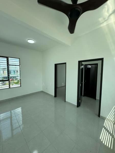 Rumah Teres 2 Tingkat untuk Dijual di Kelapa Sawit (Kulai) - Nat Sin - PropertyGuru.com.my