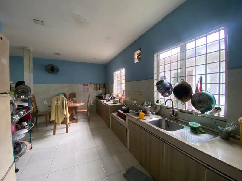 Rumah Teres 1 Tingkat untuk Dijual di Bandar Baru Bangi (Selangor) - Ammeer Nadzrai - Kitchen - PropertyGuru.com.my
