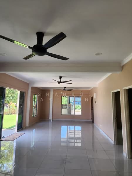Rumah Berkembar untuk Dijual di Taman Sutera Suria (Sungai Petani) - Shahrol Ariffin - Living Room - PropertyGuru.com.my