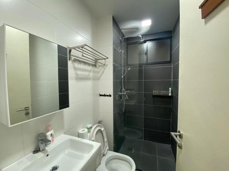 Condominium for Sale at Dua Menjalara - Olivia . - Bathroom - PropertyGuru.com.my