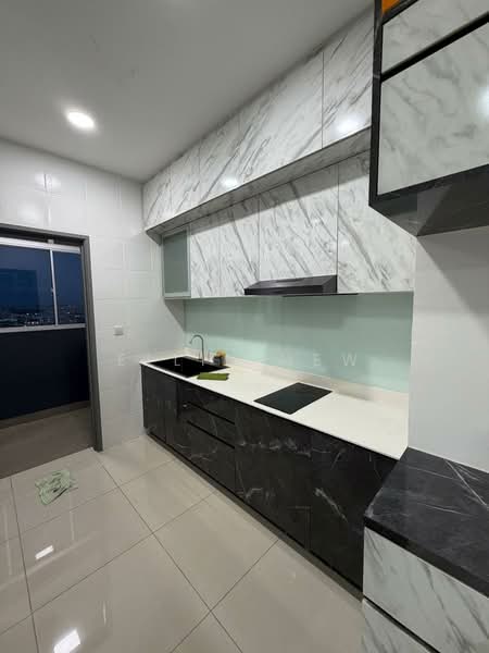 Apartment for Sale at Meridin Bayvue Serviced Apartment - Ellin Hew - Kitchen - PropertyGuru.com.my