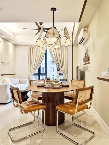 Servis Apartment untuk Disewa di The Sentral Suites - Edward Yap - Dining Room - PropertyGuru.com.my