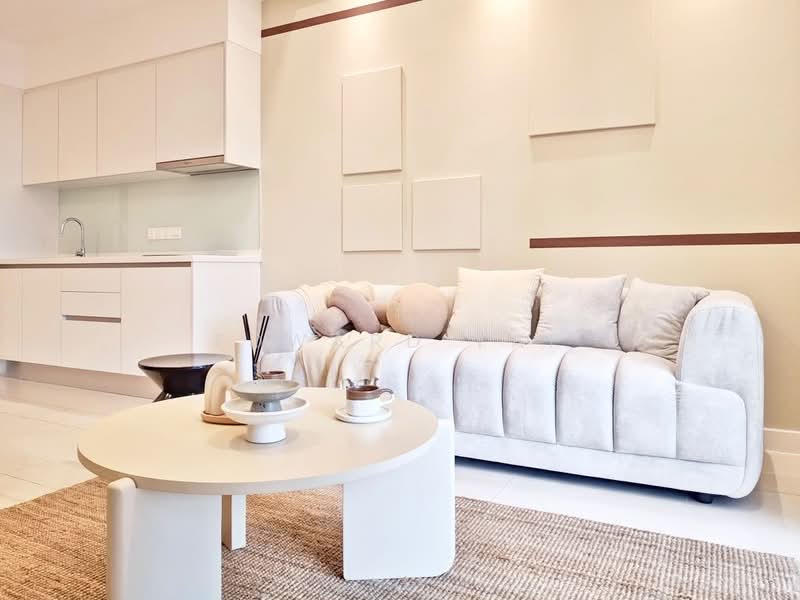 Servis Apartment untuk Disewa di The Sentral Suites - Edward Yap - Living Room - PropertyGuru.com.my