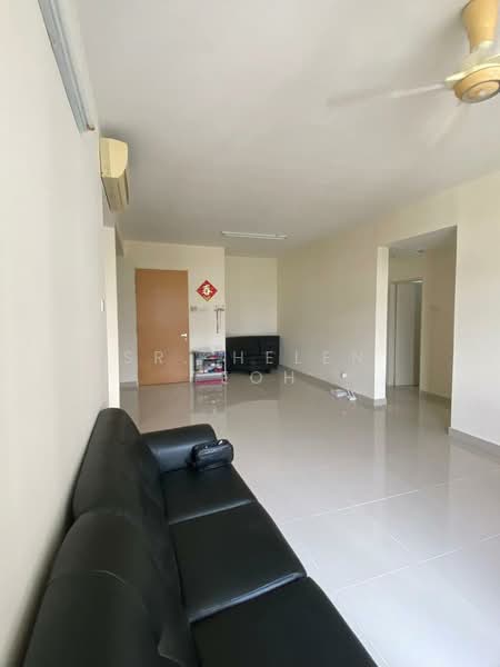 Condominium for Sale at All Seasons Park - Sr. Helen Teoh - Living Room - PropertyGuru.com.my