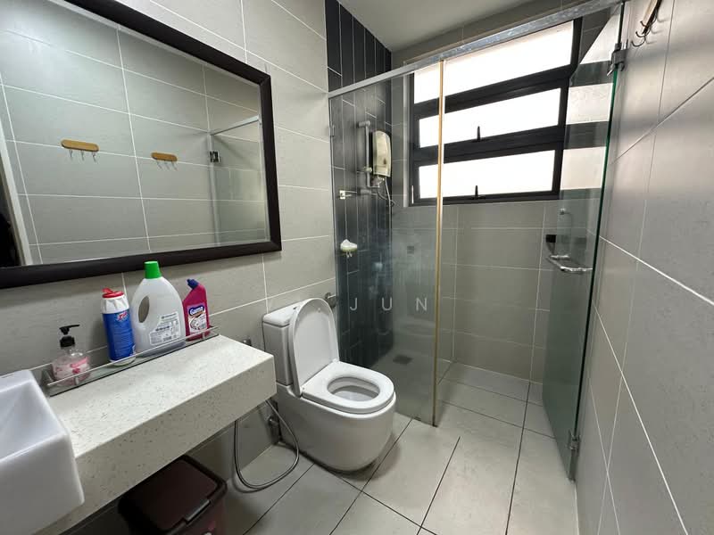 Service Residence for Rent at The Cruise Residence - Yi Jun - Bathroom - PropertyGuru.com.my