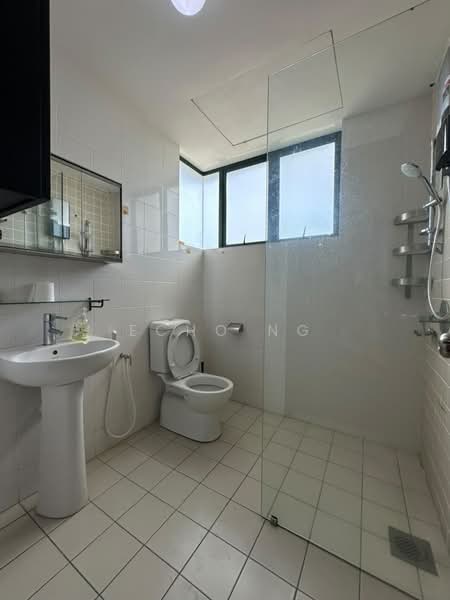 Condominium for Rent at Nadia Parkfront - Echo Ng - Bathroom - PropertyGuru.com.my