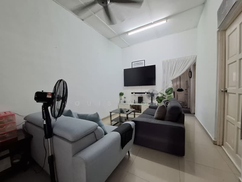 Rumah Teres 1 Tingkat untuk Dijual di Bandar Kinrara Seksyen 1 (Bandar Kinrara) - Louis Wong - Living Room - PropertyGuru.com.my