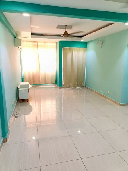 Apartment for Rent at Apartment Taman Topaz - Gudrotullah Ikhwan - Living Room - PropertyGuru.com.my