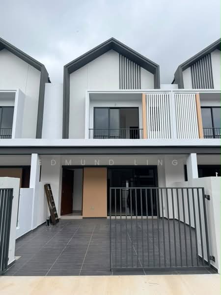 2-storey Terraced House for Sale in Kampung Dato Onn (Johor Bahru) - Edmund Ling - PropertyGuru.com.my