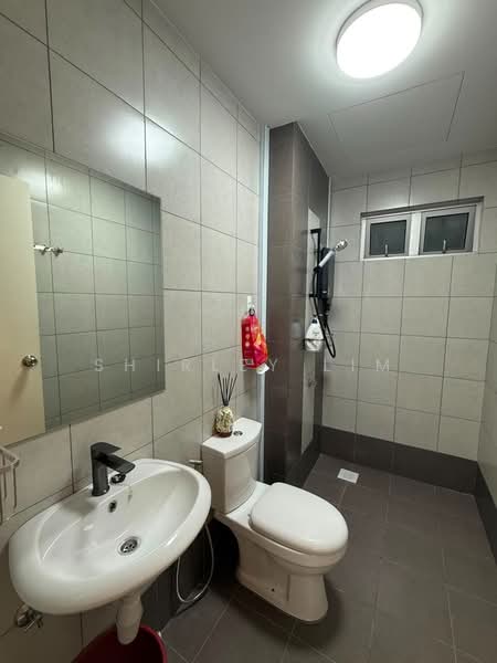 Service Residence for Sale at One 49 Residence - Shirley Lim - Bathroom - PropertyGuru.com.my