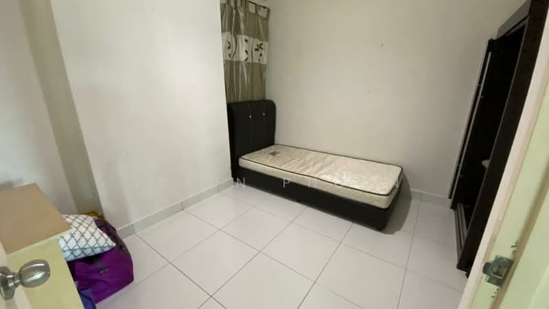 Kondominium untuk Dijual di Elit Heights @ Bayan City - Jason Phoon - Bedroom - PropertyGuru.com.my