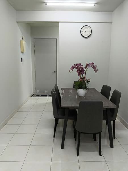 Apartment for Sale at Residensi Rumpun Bahagia (Residensi Melaka Tengah 1) - Shahrol Ariffin - Dining Room - PropertyGuru.com.my