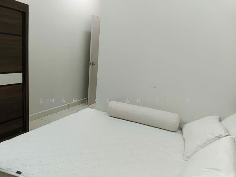 Apartment for Sale at Residensi Rumpun Bahagia (Residensi Melaka Tengah 1) - Shahrol Ariffin - Bedroom - PropertyGuru.com.my