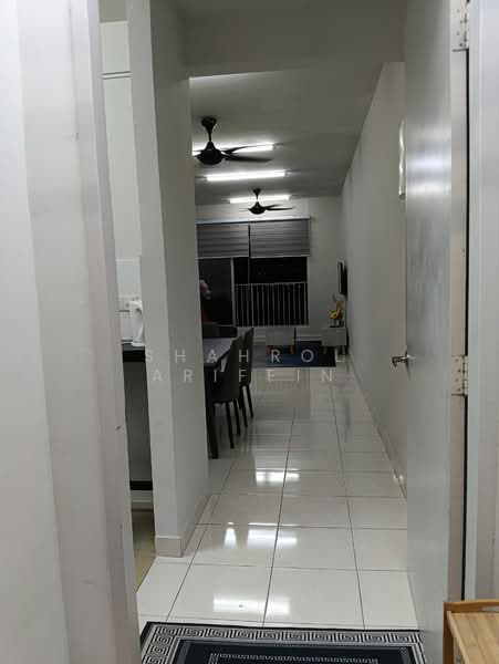 Apartment for Sale at Residensi Rumpun Bahagia (Residensi Melaka Tengah 1) - Shahrol Ariffin - Corridor - PropertyGuru.com.my