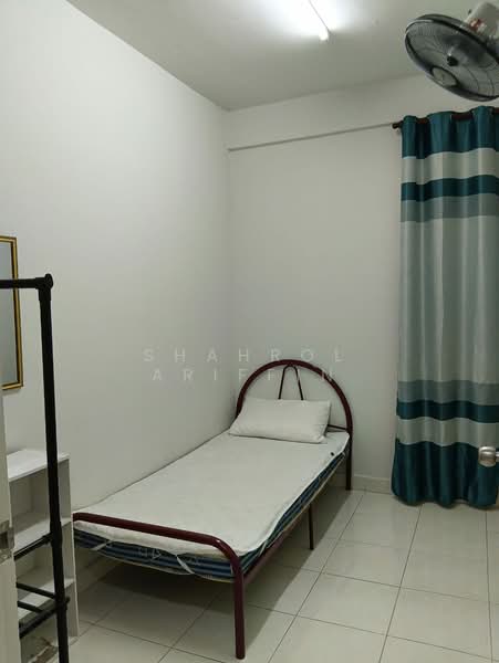 Apartment for Sale at Residensi Rumpun Bahagia (Residensi Melaka Tengah 1) - Shahrol Ariffin - Bedroom - PropertyGuru.com.my