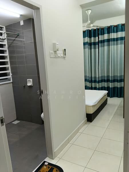 Apartment for Sale at Residensi Rumpun Bahagia (Residensi Melaka Tengah 1) - Shahrol Ariffin - Bathroom - PropertyGuru.com.my