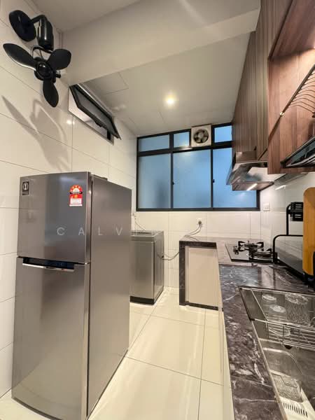 Service Residence for Sale at Gems Residences - Calvin Loke - Kitchen - PropertyGuru.com.my