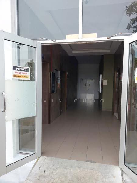 Pangsapuri untuk Dijual di Residensi Pauh Permai - Elvin Choo - Entrance - PropertyGuru.com.my