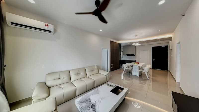Servis Apartment untuk Dijual di SUNSHINE RESIDENCE - Ang Lee Theng - Living Room - PropertyGuru.com.my