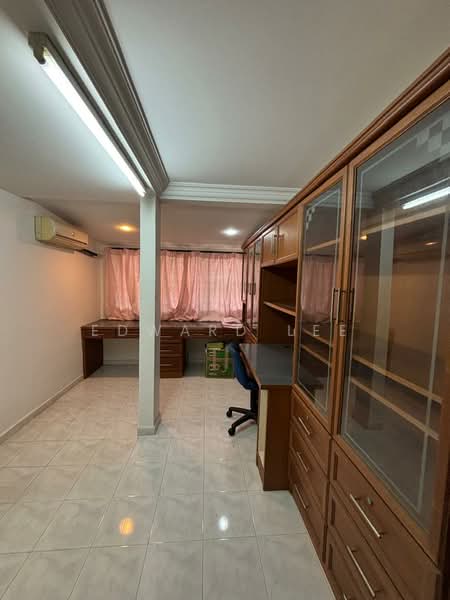 2-storey Terraced House for Rent in Island Glades (Jelutong) - Edward Lee - Study - PropertyGuru.com.my