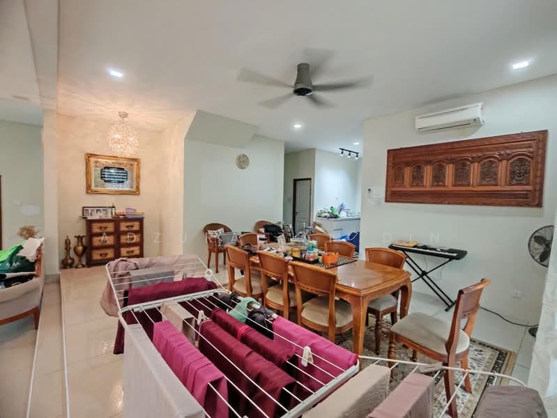 Semi-Detached House for Sale in Perdana College Heights (Mantin) - Adzura Zamedin - Dining Room - PropertyGuru.com.my