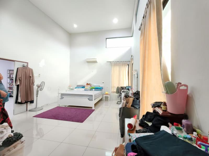 Semi-Detached House for Sale in Perdana College Heights (Mantin) - Adzura Zamedin - Bedroom - PropertyGuru.com.my