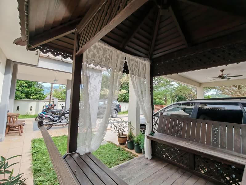 Semi-Detached House for Sale in Perdana College Heights (Mantin) - Adzura Zamedin - Exterior - PropertyGuru.com.my